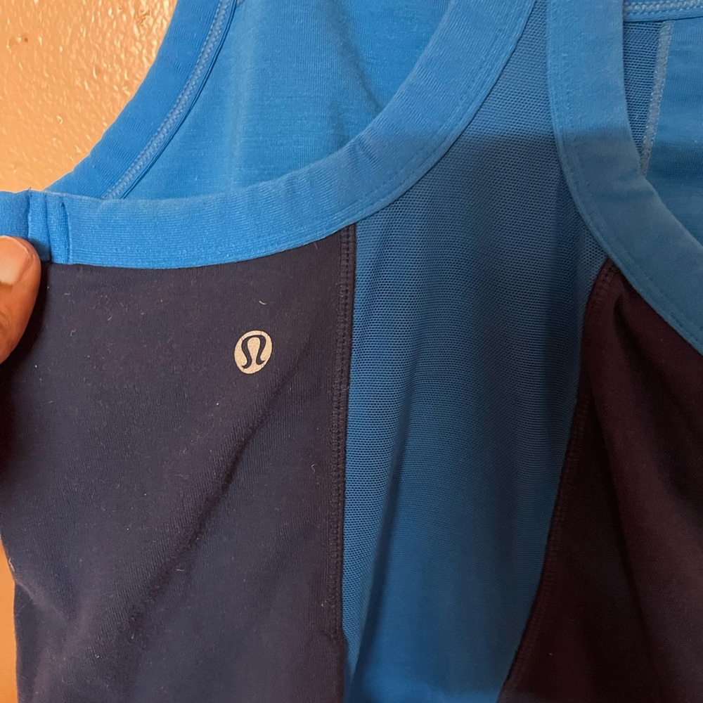 Flawed Lululemon Athletica Blue Active Tank Top Size Have Damage To The Logo - Picture 2 of 7